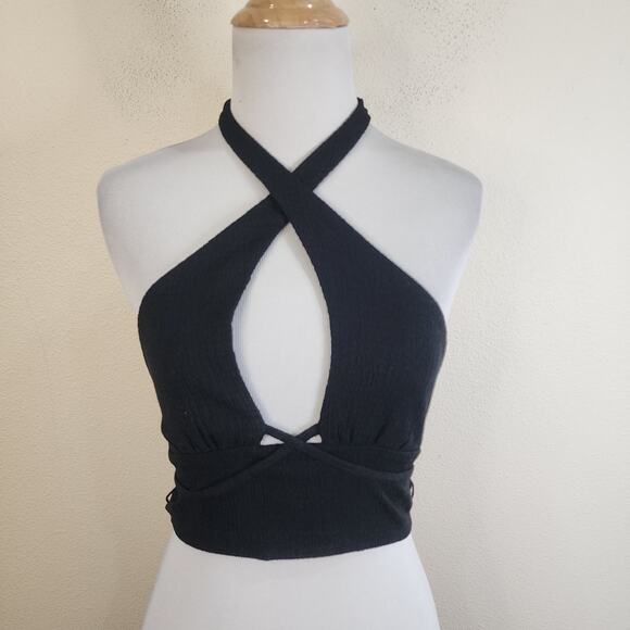 URBAN OUTFITTERS Valeria Halter Crop Top Size Small Black Shirt Strappy - Picture 4 of 12